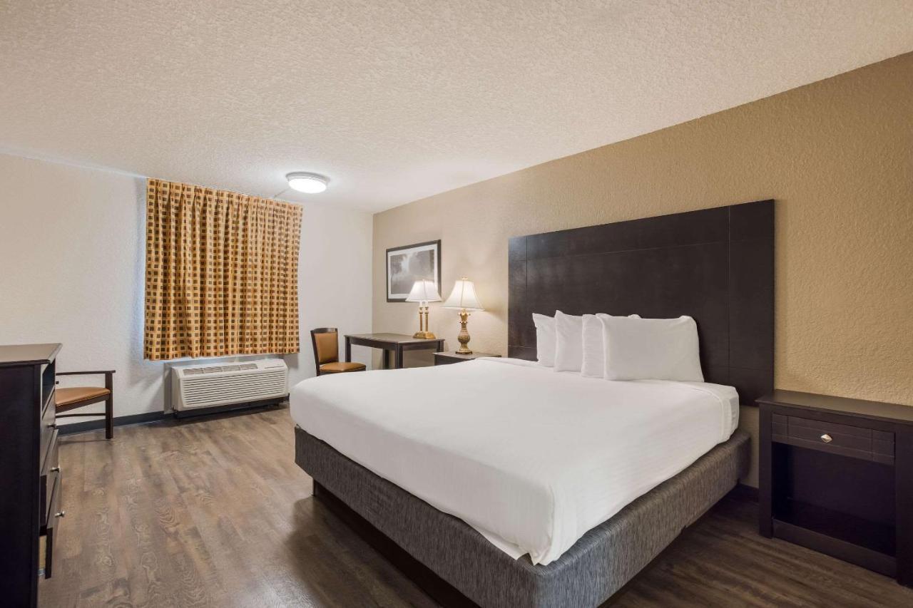 Econo Lodge Видалия Экстерьер фото